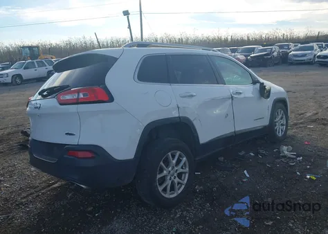 2016 Jeep Cherokee Latitude z USA, uszkodzony, nr VIN 1C4PJMCS7GW155359